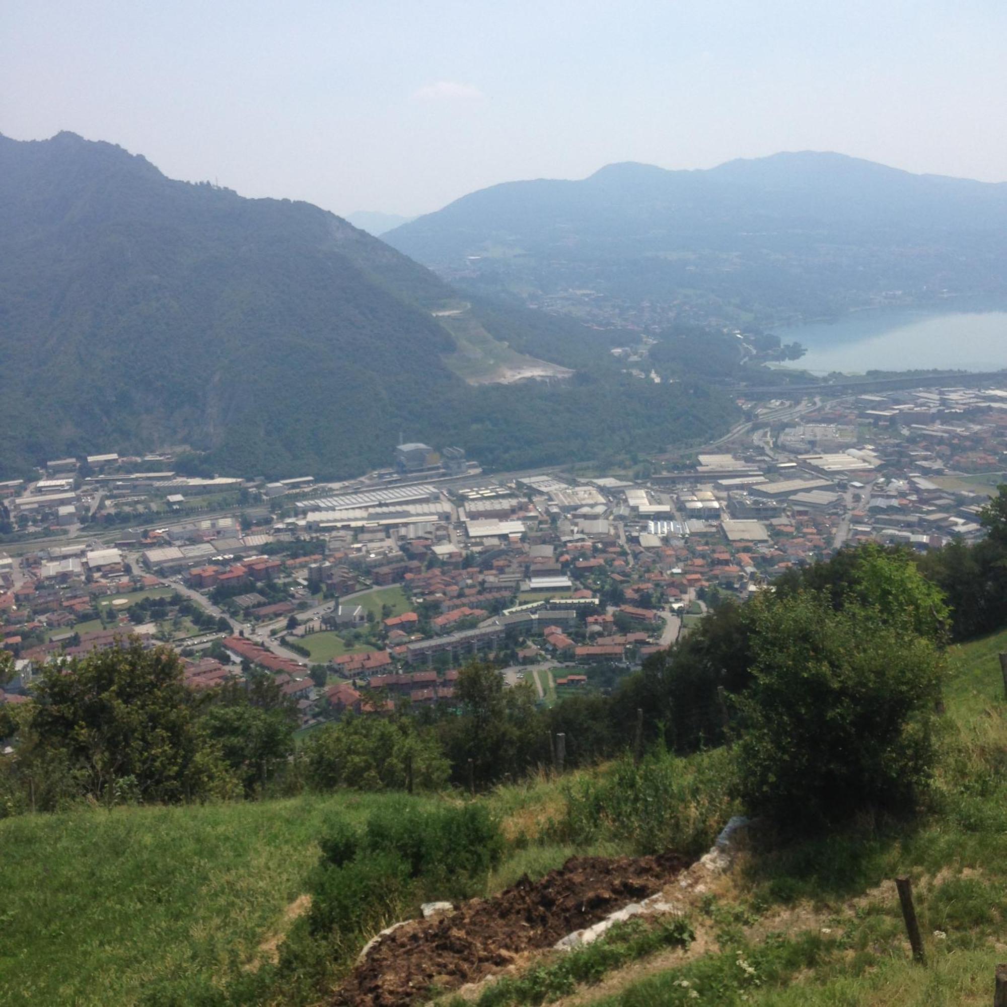 Montebello Lake Lecco Kültér fotó