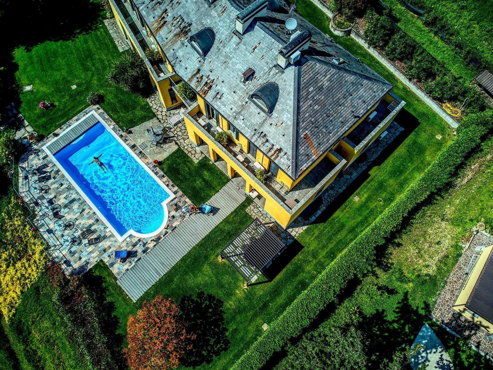 Montebello Lake Lecco Kültér fotó
